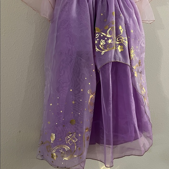 NWT Disney Rapunzel Lavender and Gold Princess Gown Costume Girls Size 7/8 - Picture 3 of 9
